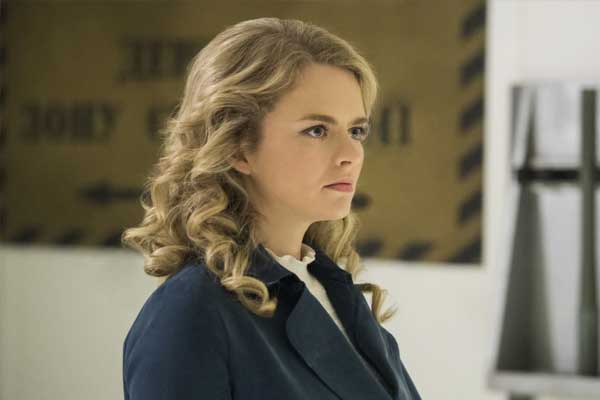Eve Teschmacher in Supergirl