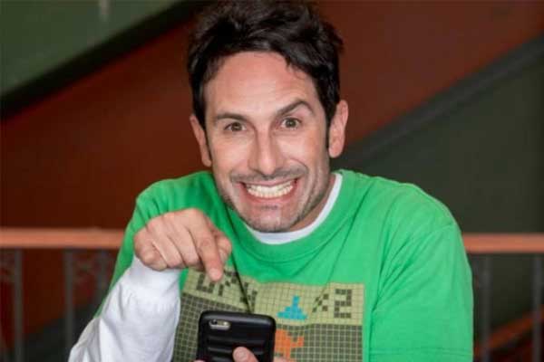 Pedro Medina en Vecinos
