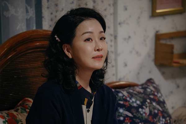 Ma Yeong-ae dans Crash Landing on You