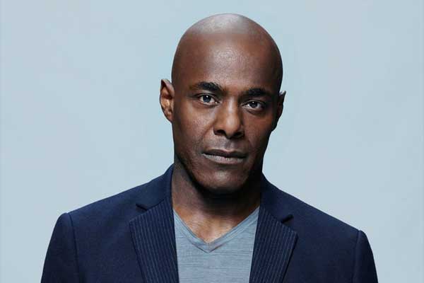 Connor Mason en Timeless