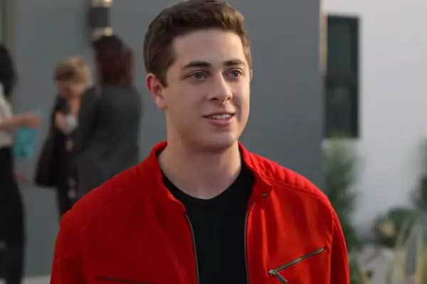 Ben Gross in Never Have I Ever
