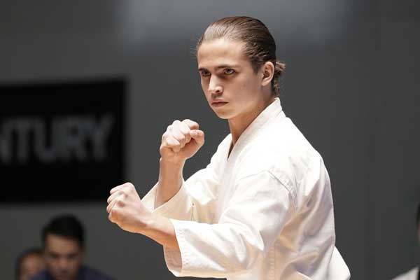 Robby aus Cobra Kai