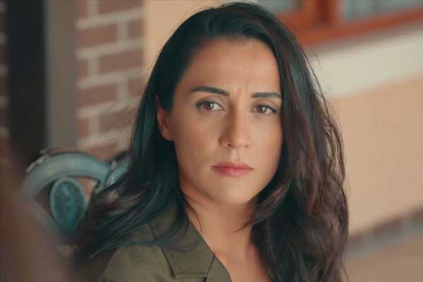 Saadet in Çukur