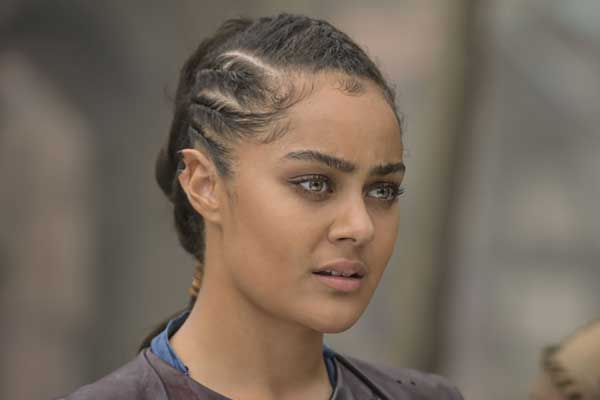 Wren en The Outpost