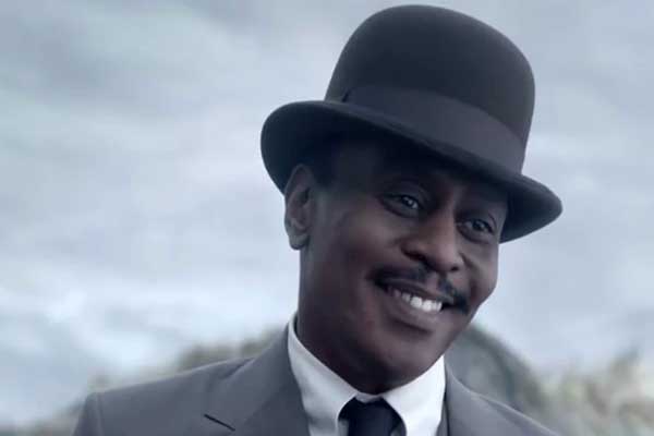 Arthur Poe dans A Series of Unfortunate Events